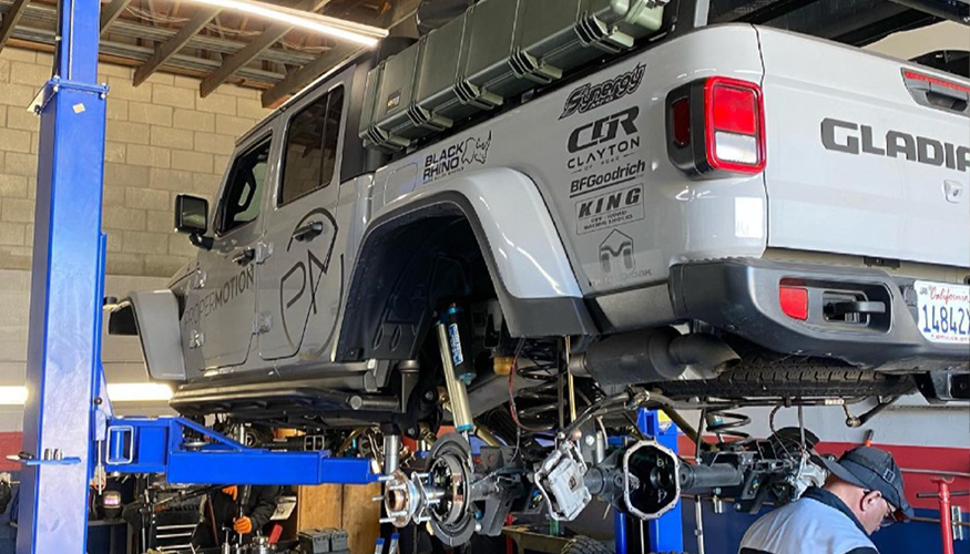 re-gear-slideshow(875x500)